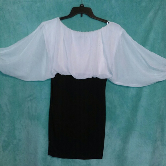 Dress - Picture 2 of 4